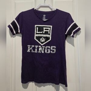 LA Kings V-Neck Fitted Tee Shirt Women's L